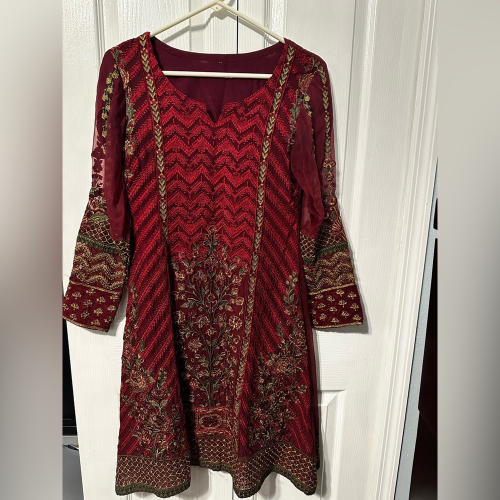 Baroque Cherry Rose 3-piece Outfit